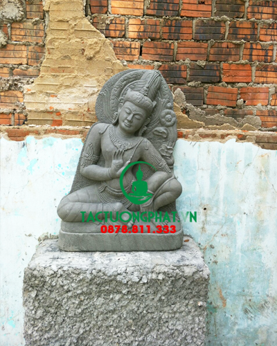 Tượng Chăm 01