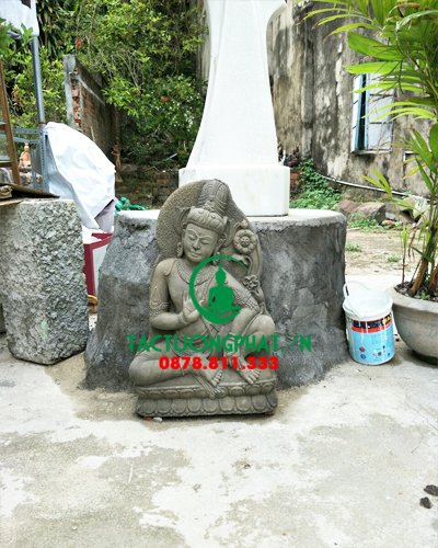 Tượng Chăm 07